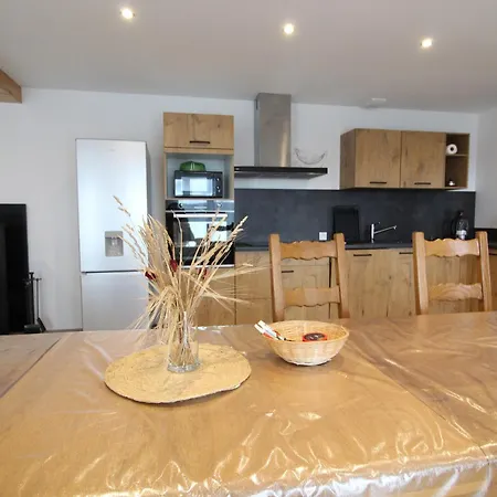 Chez Gigi Et Malou - Jonquille Holiday home