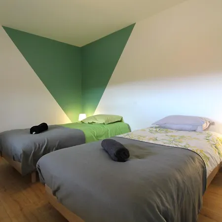 Chez Gigi Et Malou - Jonquille * Champ-le-Duc