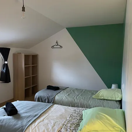 Chez Gigi Et Malou - Jonquille Champ-le-Duc